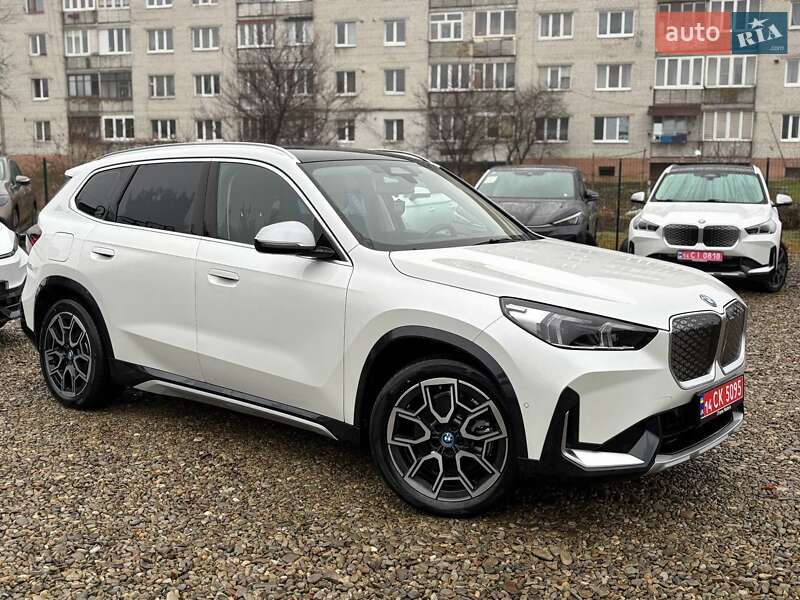 Позашляховик / Кросовер BMW iX1 2023 в Стрию