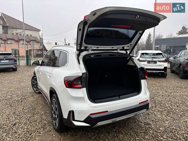 Позашляховик / Кросовер BMW iX1 2023 в Стрию