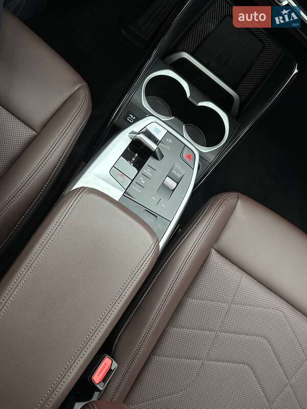 Позашляховик / Кросовер BMW iX1 2023 в Стрию