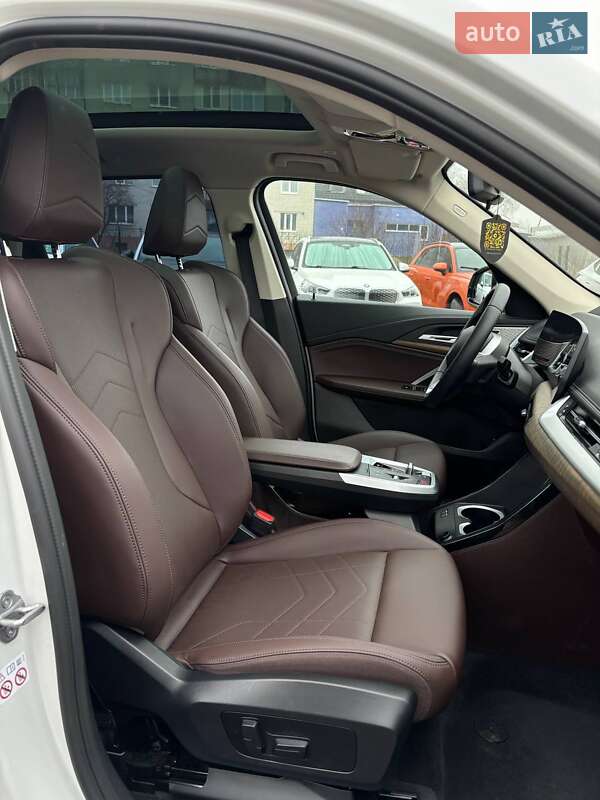 Позашляховик / Кросовер BMW iX1 2023 в Стрию