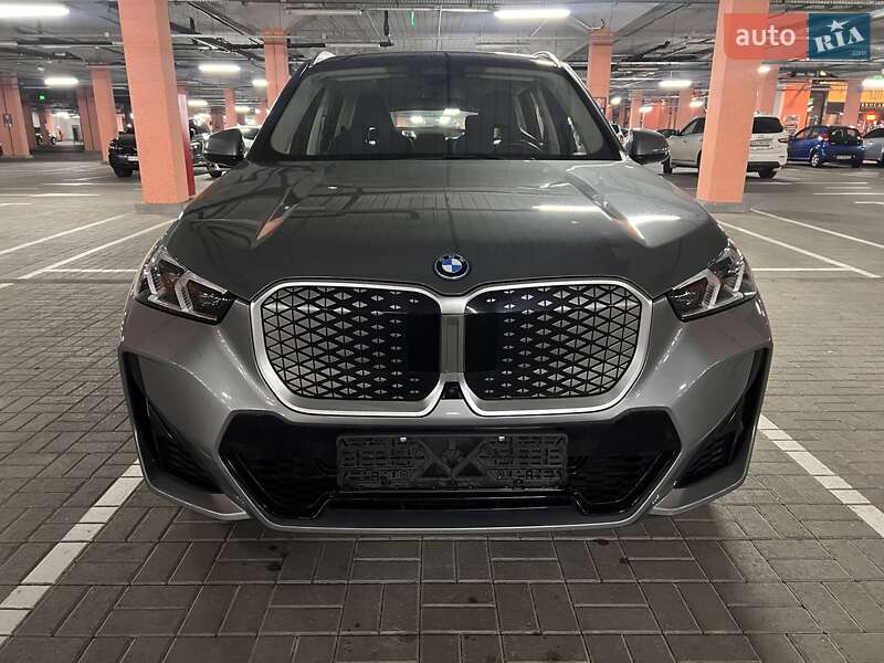 BMW iX1 2024 BMW iX1 2024