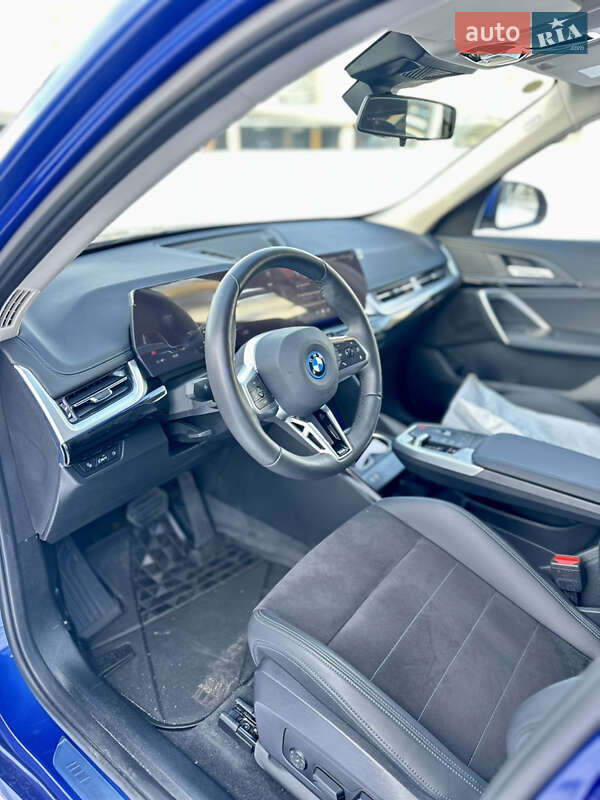 Позашляховик / Кросовер BMW iX1 2024 в Києві фото 34 Позашляховик / Кросовер BMW iX1 2024 в Києві