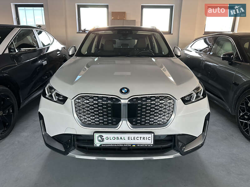 Внедорожник / Кроссовер BMW iX1 2023 в Львове