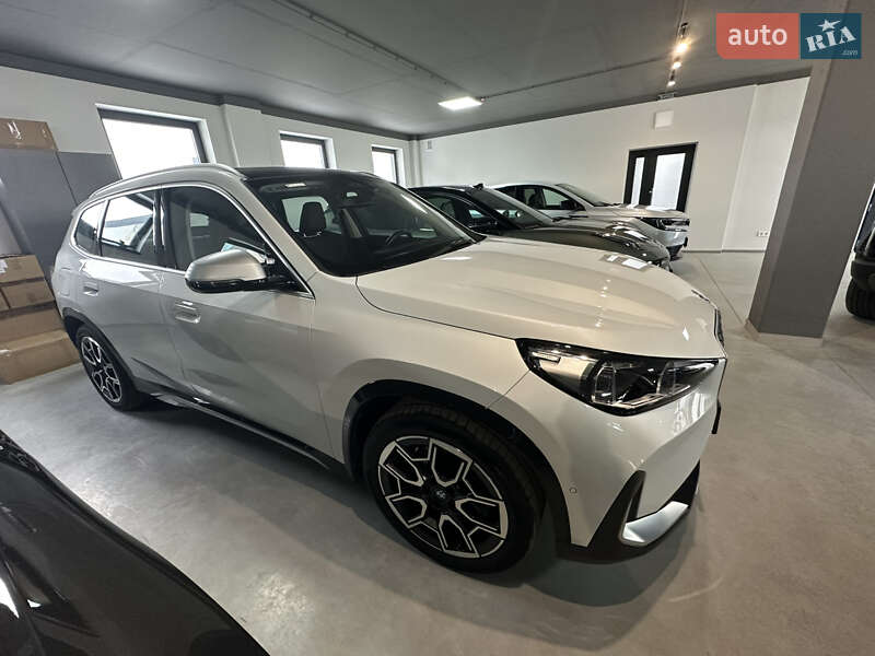 Внедорожник / Кроссовер BMW iX1 2023 в Львове