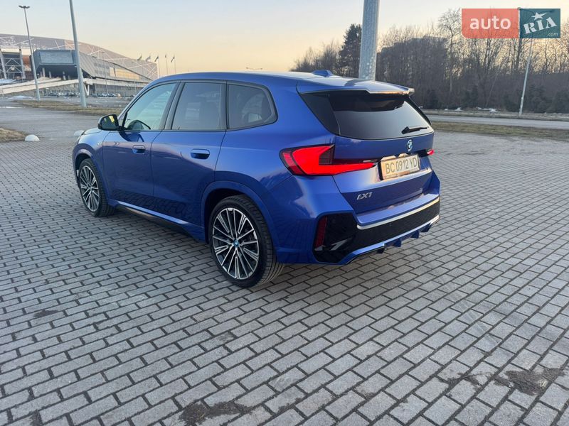 Внедорожник / Кроссовер BMW iX1 2023 в Львове
