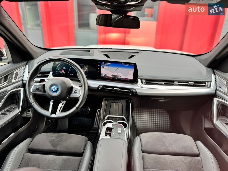 Внедорожник / Кроссовер BMW iX1 2022 в Львове
