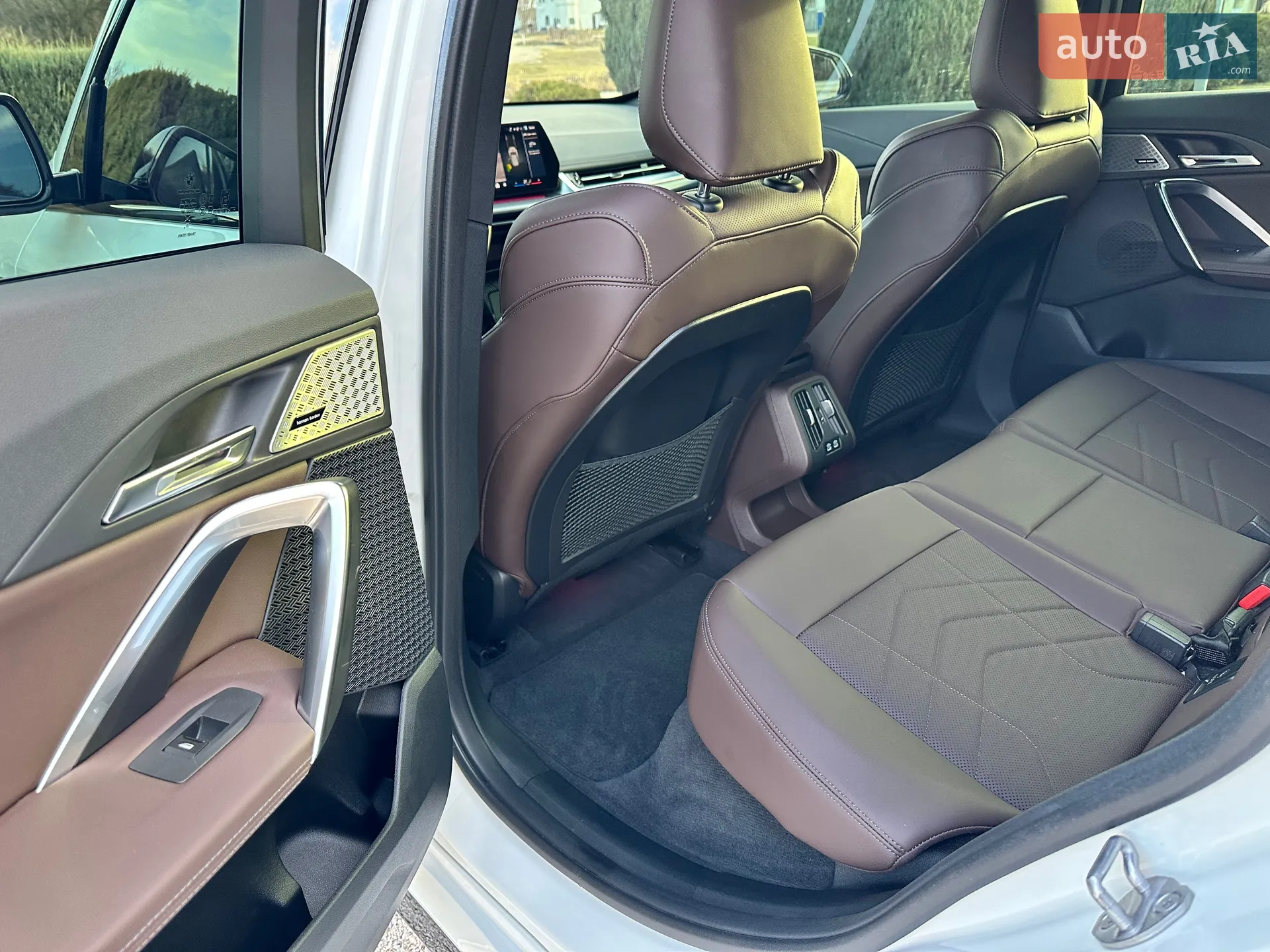 2024 BMW iX1 - мініатюра 22