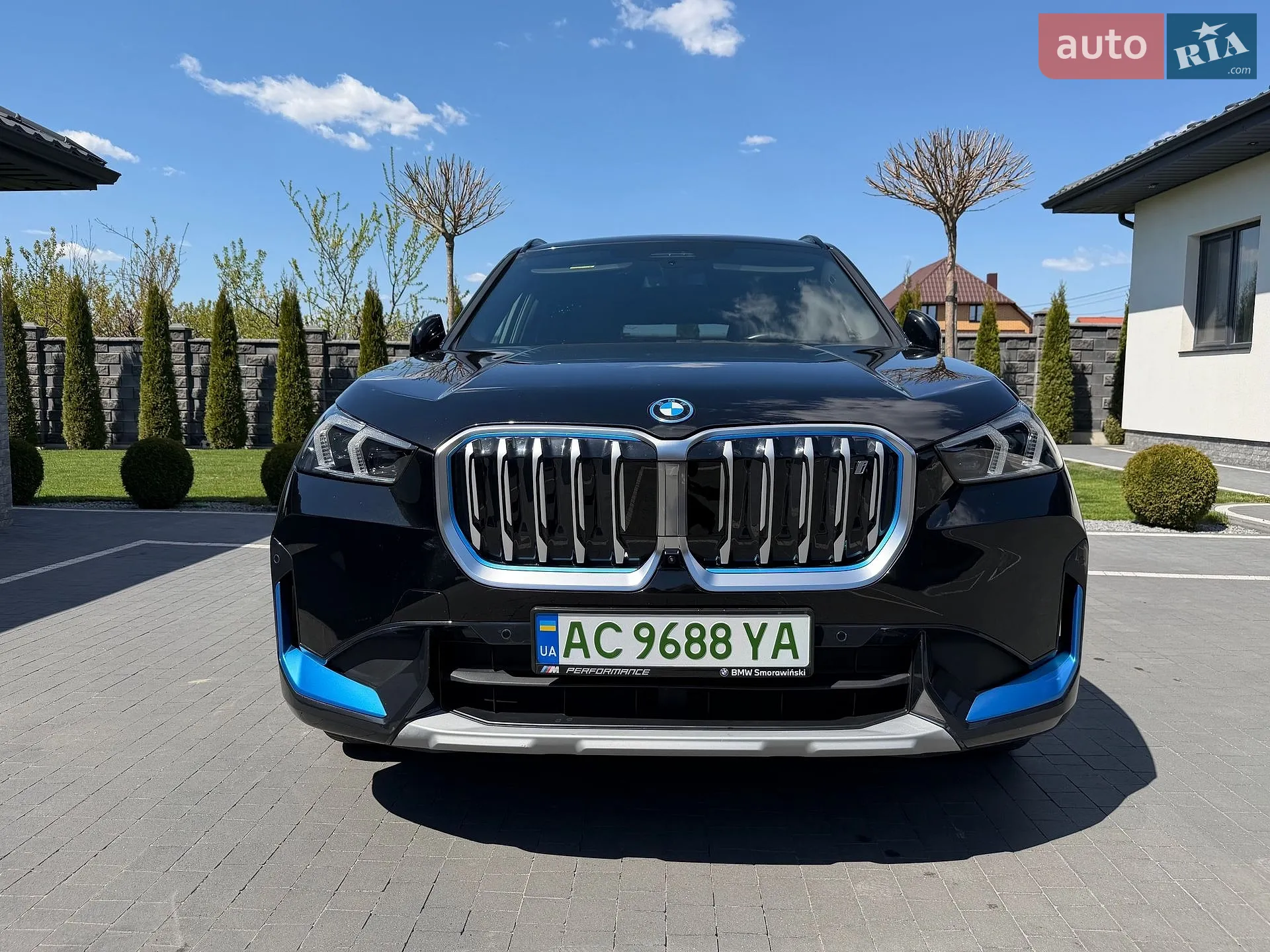 2023 BMW iX1 - мініатюра 16
