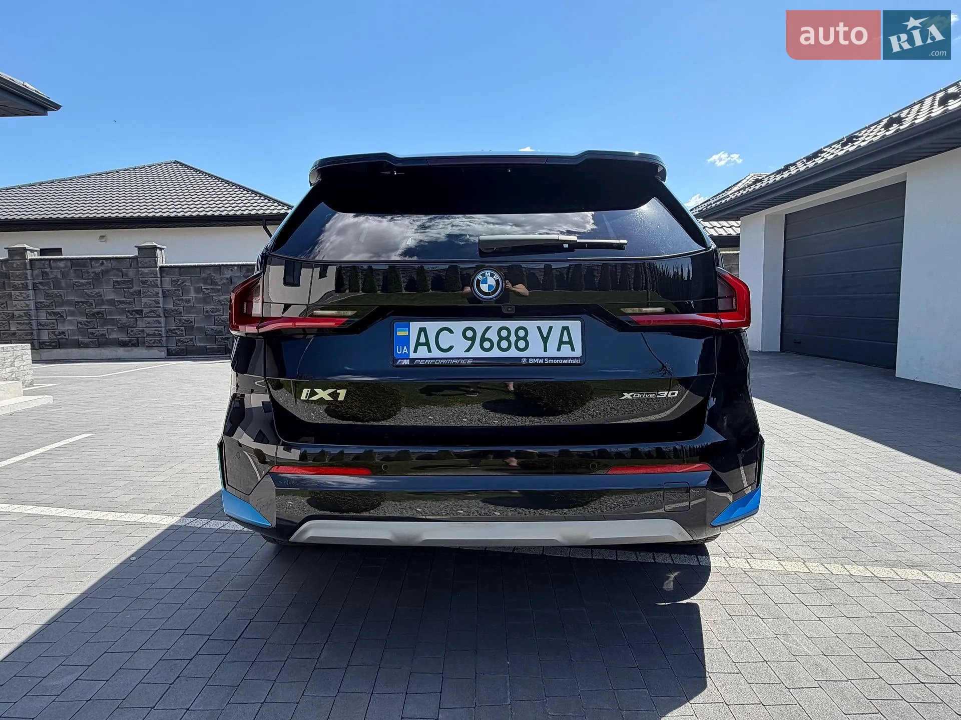 2023 BMW iX1 - мініатюра 15