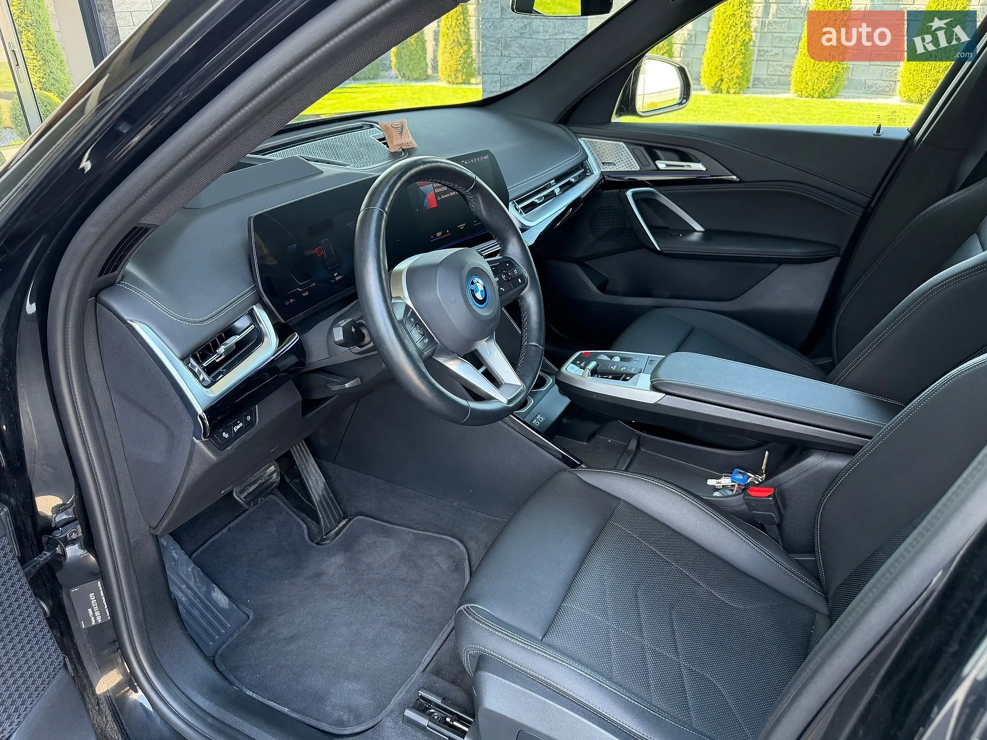 2023 BMW iX1 - мініатюра 33