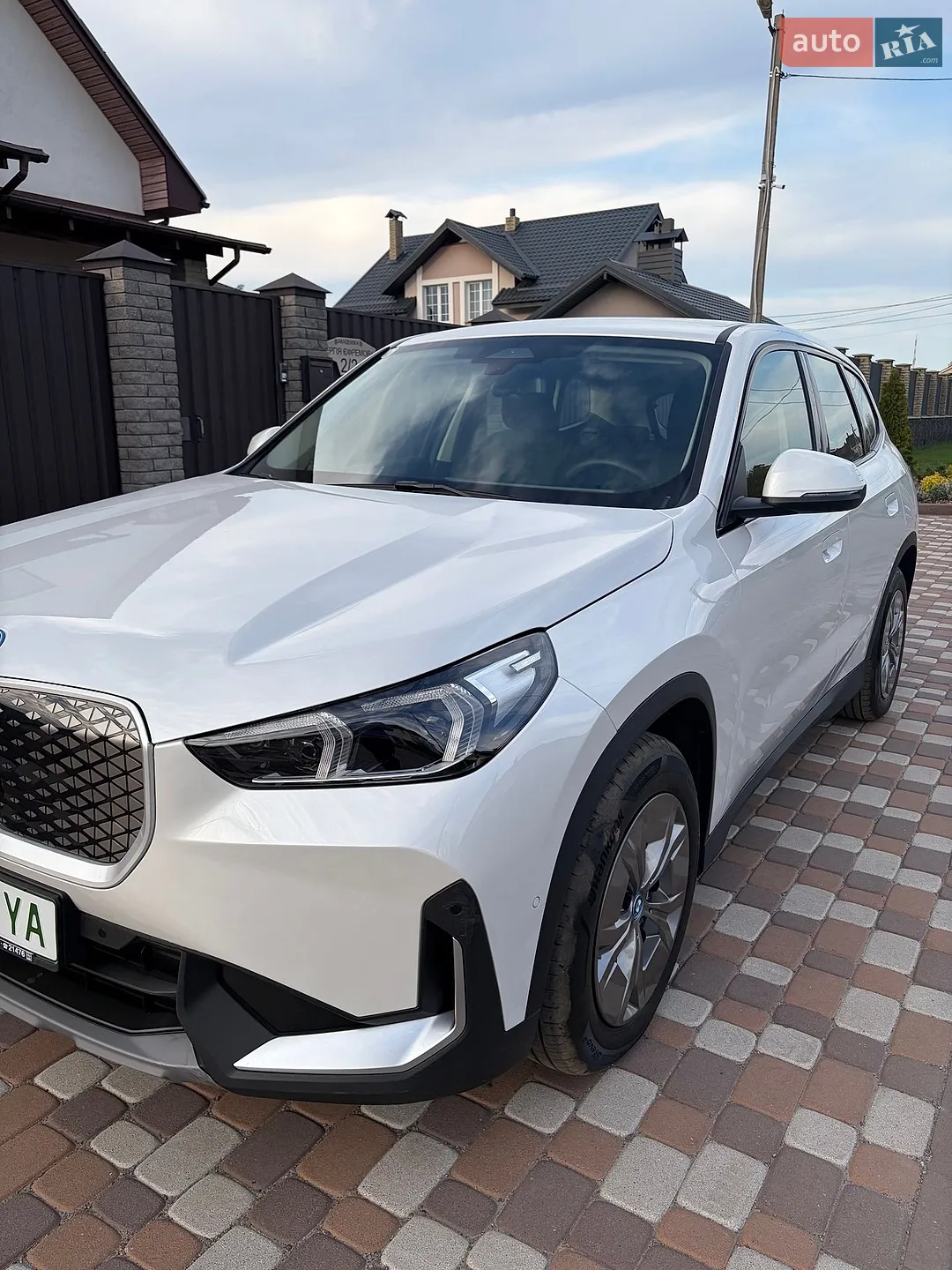 2024 BMW iX1 - мініатюра 2