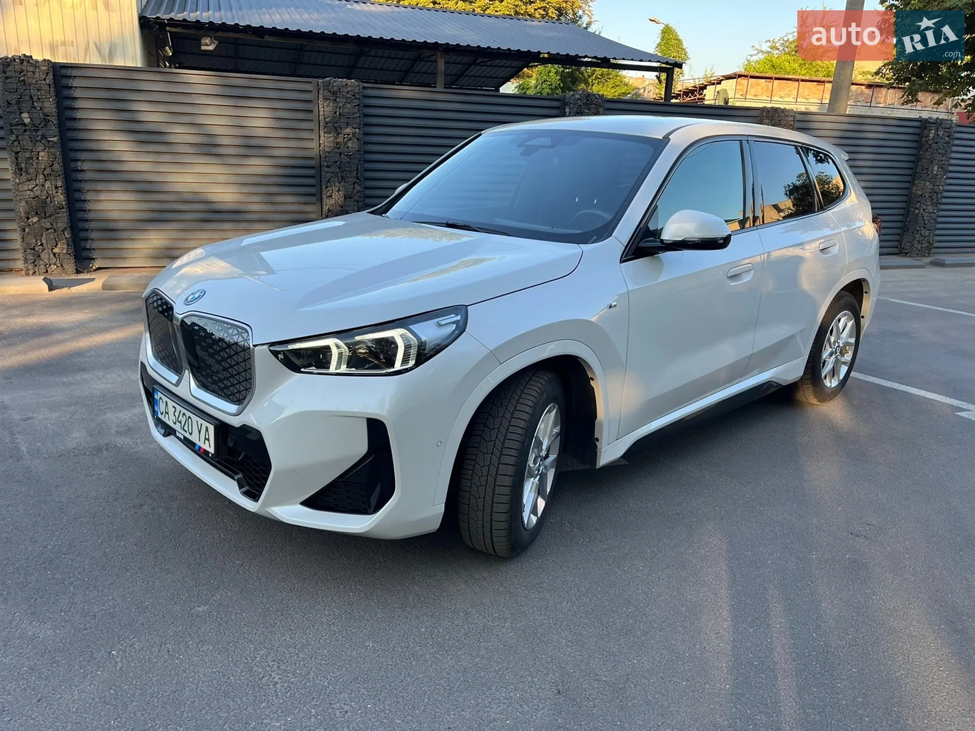 2024 BMW iX1 - мініатюра 8