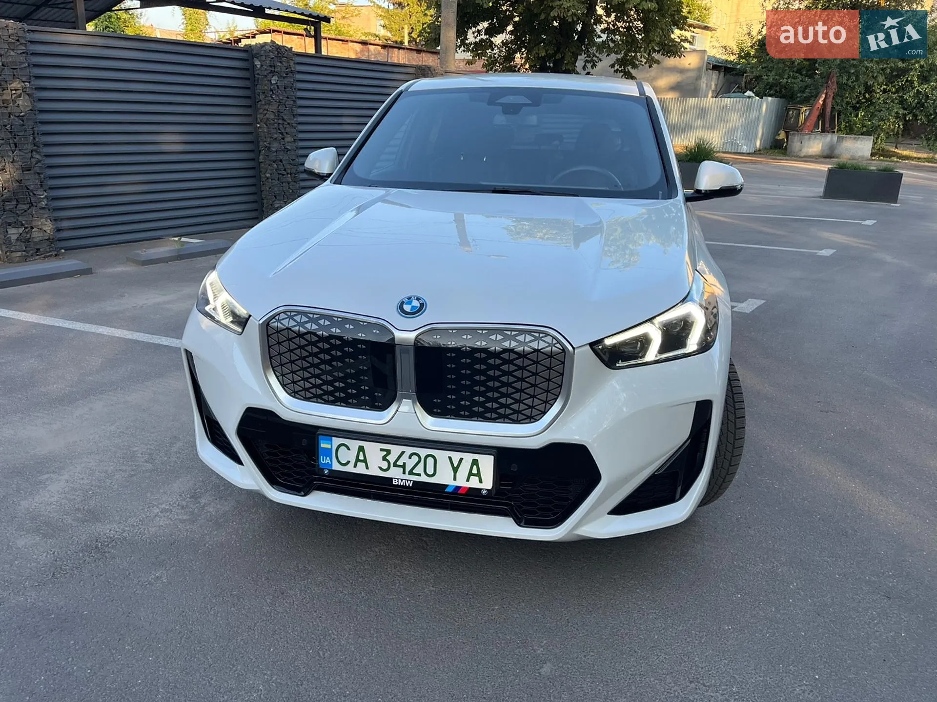 2024 BMW iX1 - мініатюра 10