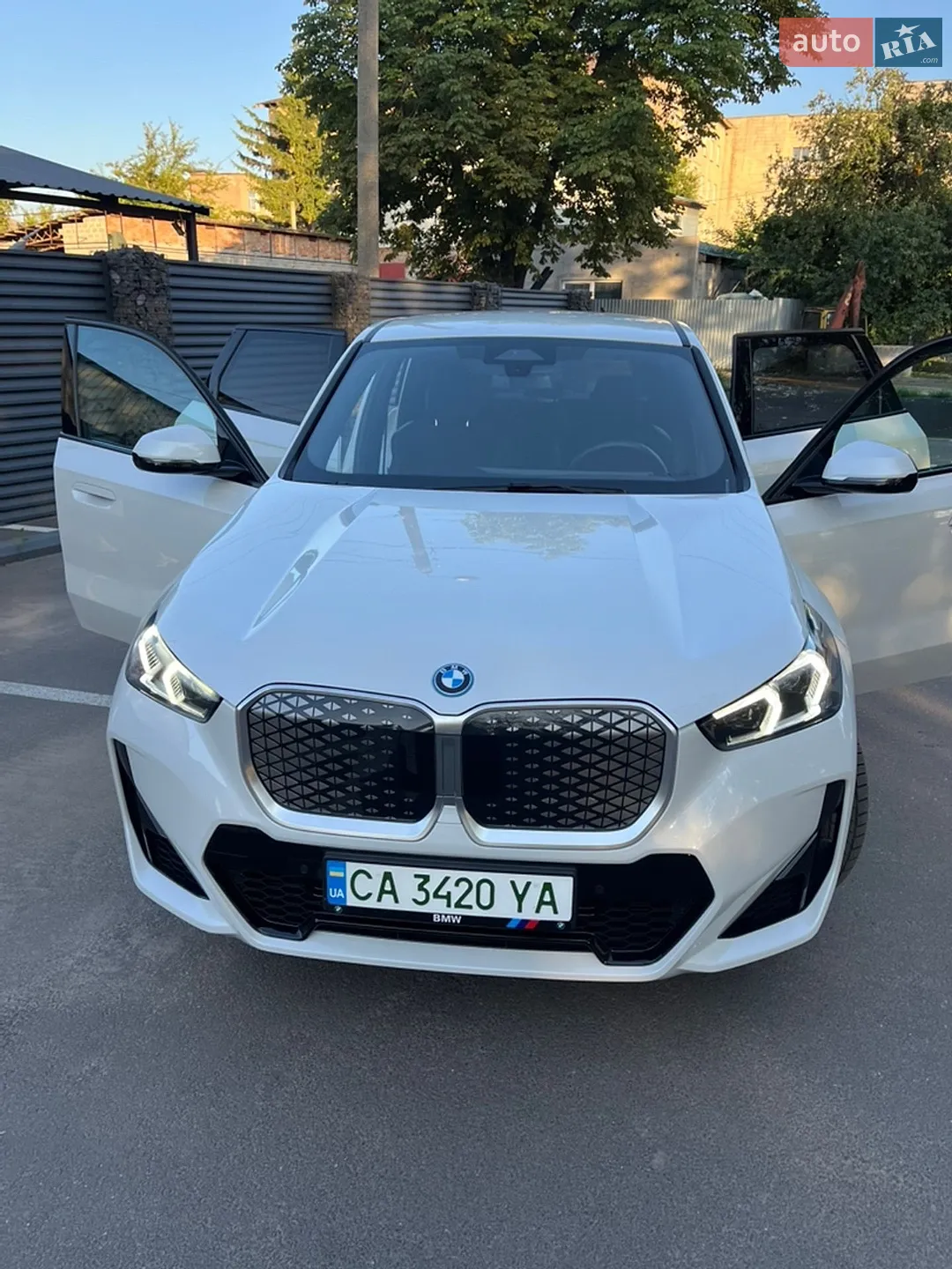 2024 BMW iX1 - мініатюра 24