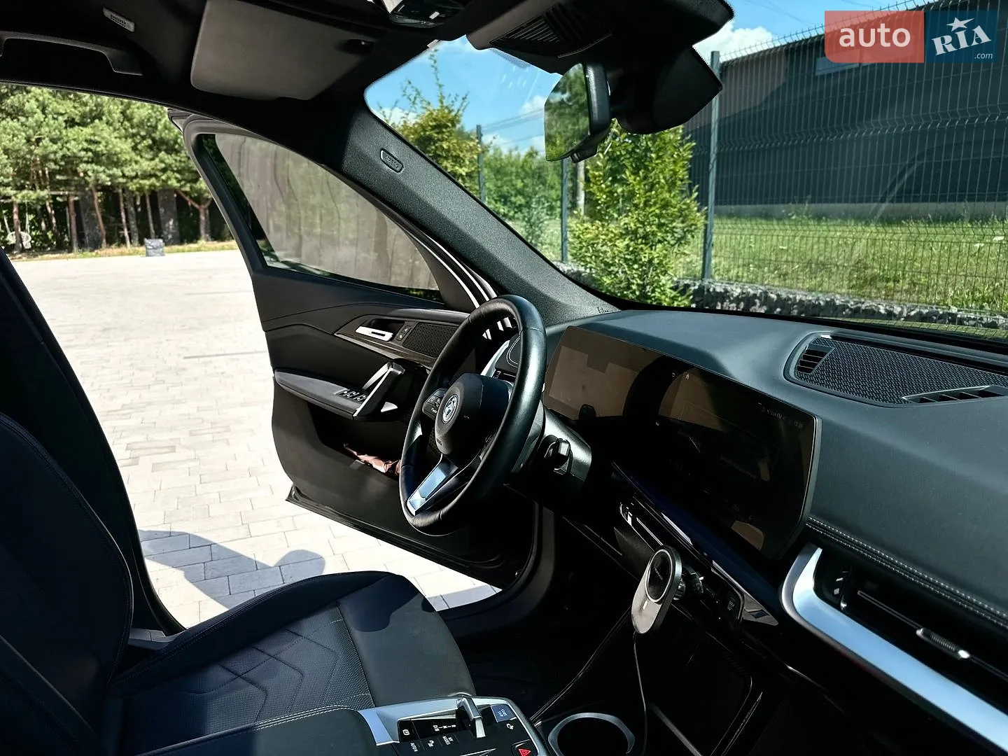 2023 BMW iX1 - мініатюра 34