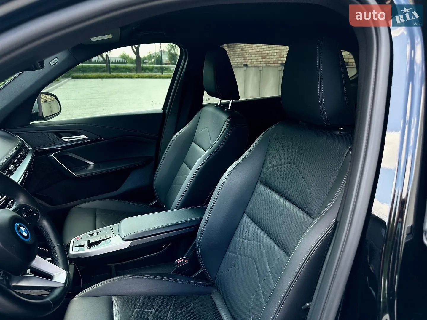 2023 BMW iX1 - мініатюра 43