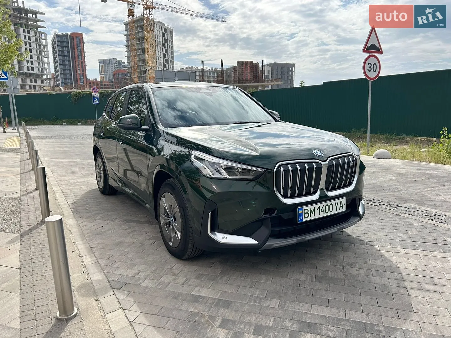 2023 BMW iX1 - мініатюра 8