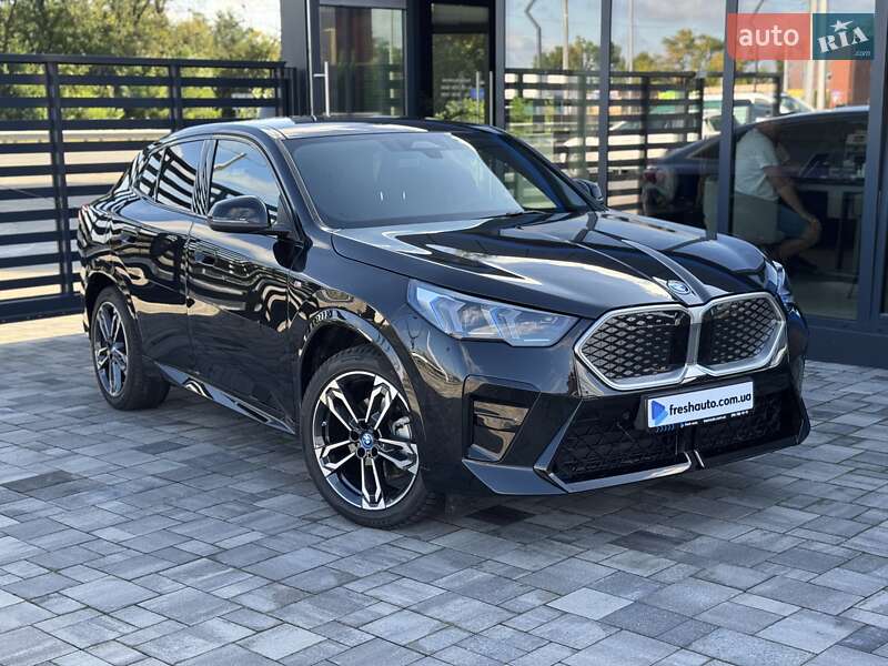BMW iX2 2024