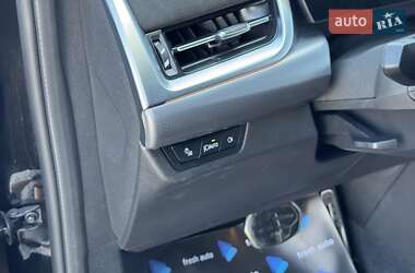 Внедорожник / Кроссовер BMW iX2 2024 в 