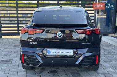 Внедорожник / Кроссовер BMW iX2 2024 в 