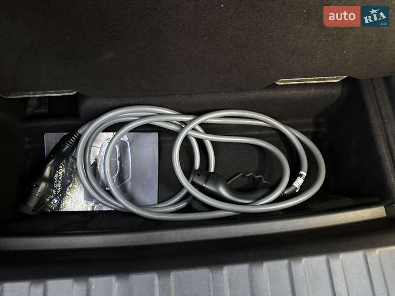 Внедорожник / Кроссовер BMW iX2 2024 в Александрие