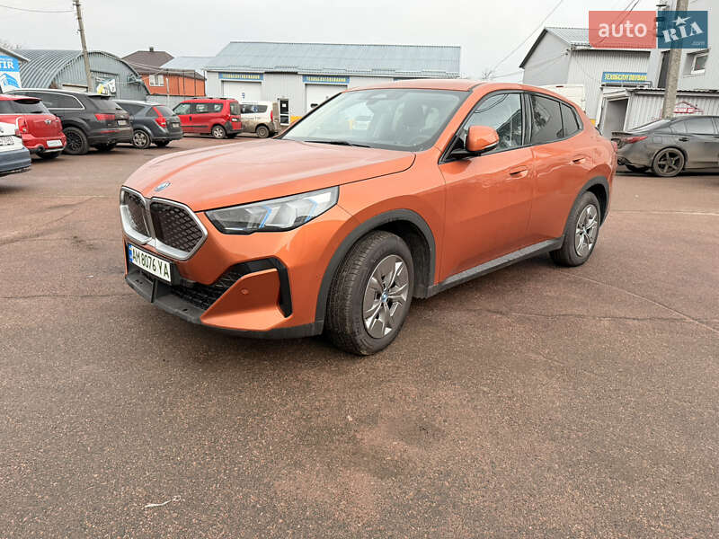 Внедорожник / Кроссовер BMW iX2 2024 в Житомире
