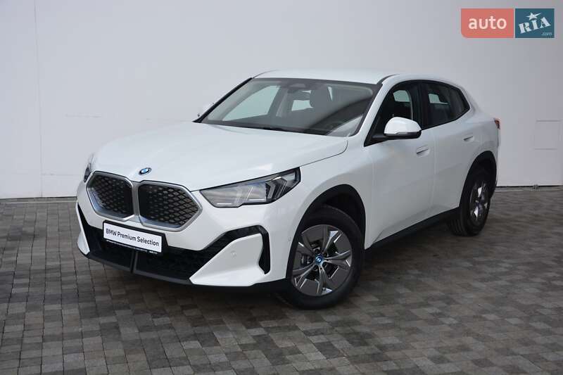 BMW iX2 2024