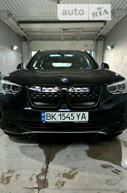 Внедорожник / Кроссовер BMW iX3 2021 в Костополе