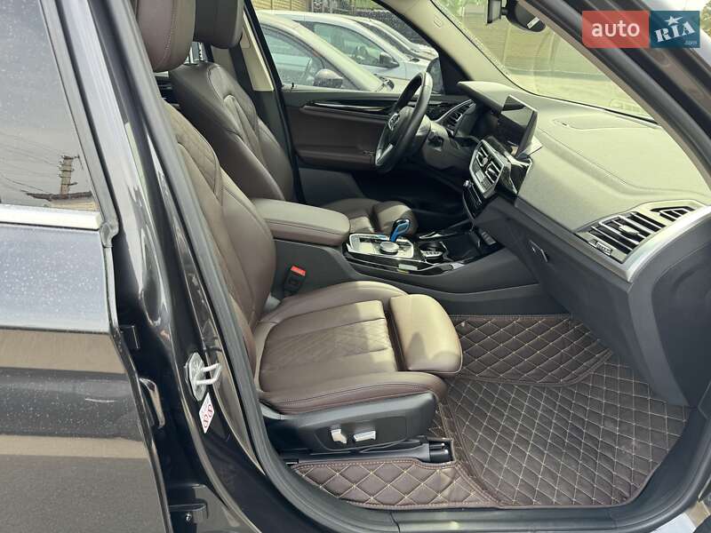 Позашляховик / Кросовер BMW iX3 2021 в Запоріжжі