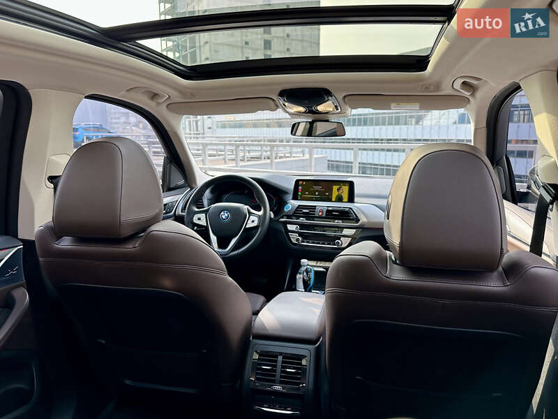 Позашляховик / Кросовер BMW iX3 2021 в Дніпрі