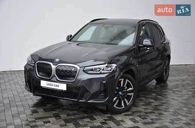 Внедорожник / Кроссовер BMW iX3 2021 в Киеве