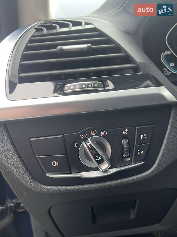 Внедорожник / Кроссовер BMW iX3 2021 в Одессе