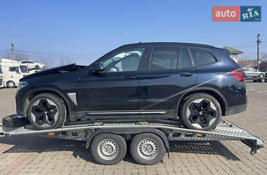Внедорожник / Кроссовер BMW iX3 2021 в 