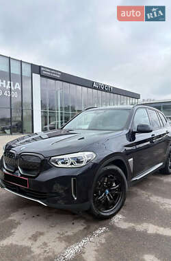 Позашляховик / Кросовер BMW iX3 2021 в 
