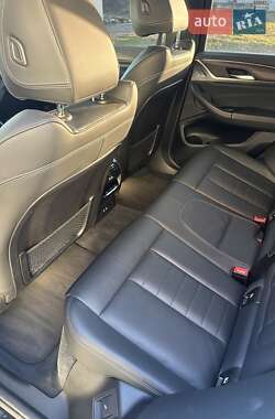 Внедорожник / Кроссовер BMW iX3 2021 в 