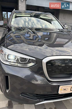 Внедорожник / Кроссовер BMW iX3 2022 в Ровно