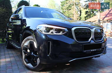 Позашляховик / Кросовер BMW iX3 2021 в 