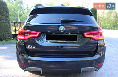 Позашляховик / Кросовер BMW iX3 2021 в 