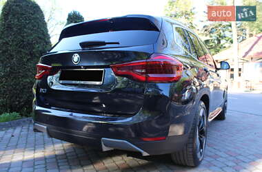 Позашляховик / Кросовер BMW iX3 2021 в 