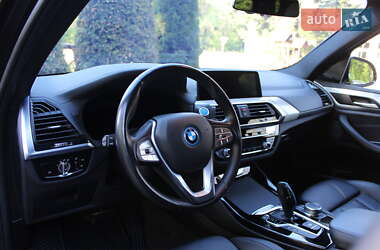 Позашляховик / Кросовер BMW iX3 2021 в 