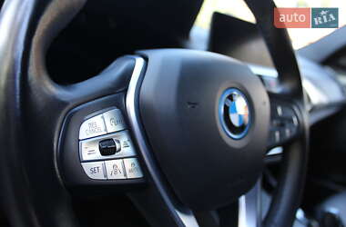 Позашляховик / Кросовер BMW iX3 2021 в 