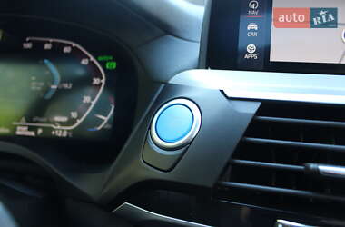 Позашляховик / Кросовер BMW iX3 2021 в 
