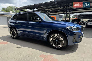 Внедорожник / Кроссовер BMW iX3 2021 в 