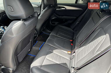 Внедорожник / Кроссовер BMW iX3 2021 в 