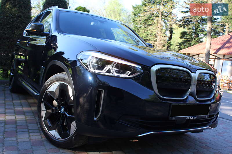 Внедорожник / Кроссовер BMW iX3 2021 в Трускавце