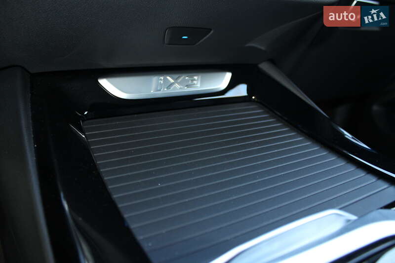 Внедорожник / Кроссовер BMW iX3 2021 в Трускавце