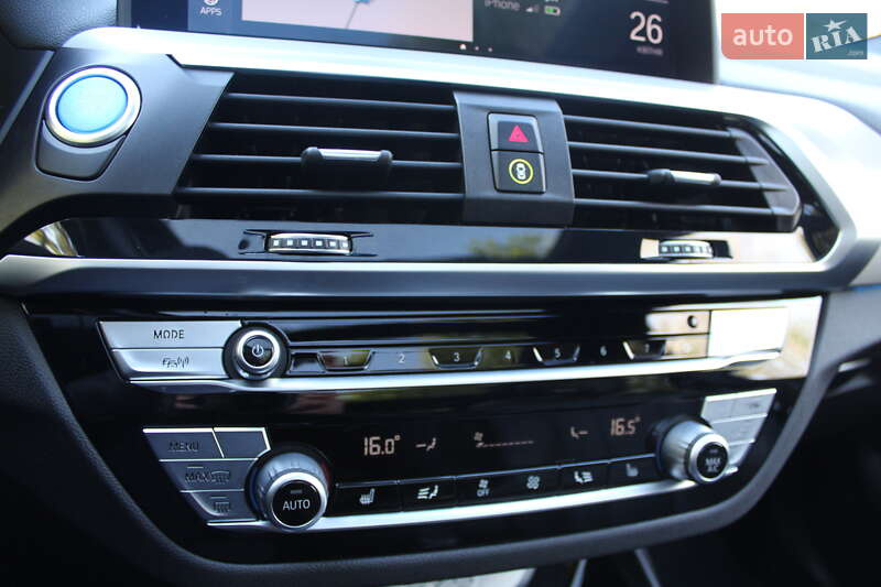 Внедорожник / Кроссовер BMW iX3 2021 в Трускавце