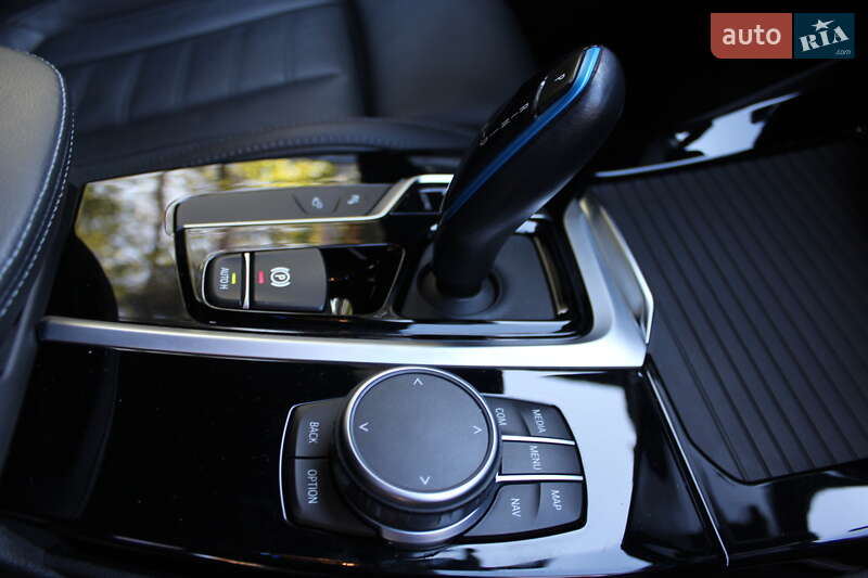 Внедорожник / Кроссовер BMW iX3 2021 в Трускавце