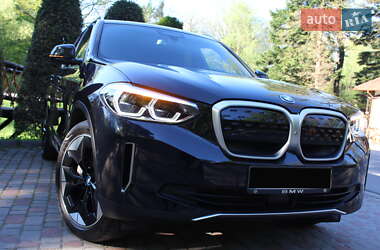 Внедорожник / Кроссовер BMW iX3 2021 в 
