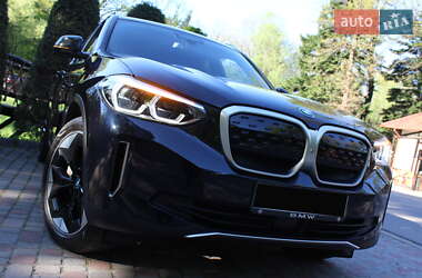 Внедорожник / Кроссовер BMW iX3 2021 в 